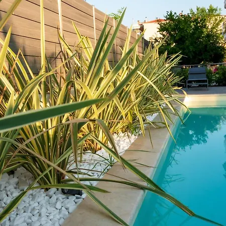 Olive 302 Peraia (Thessaloniki)